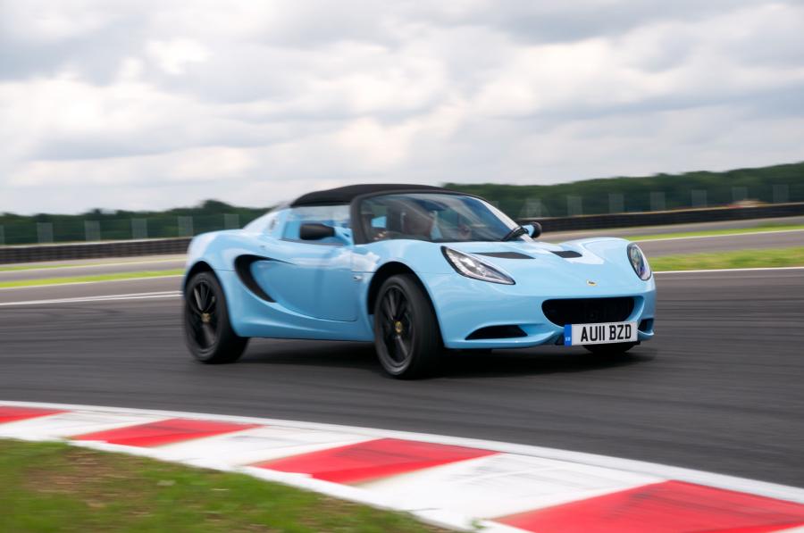  Lotus Elise Club Racer 2011 года  (фото 19 из 30)